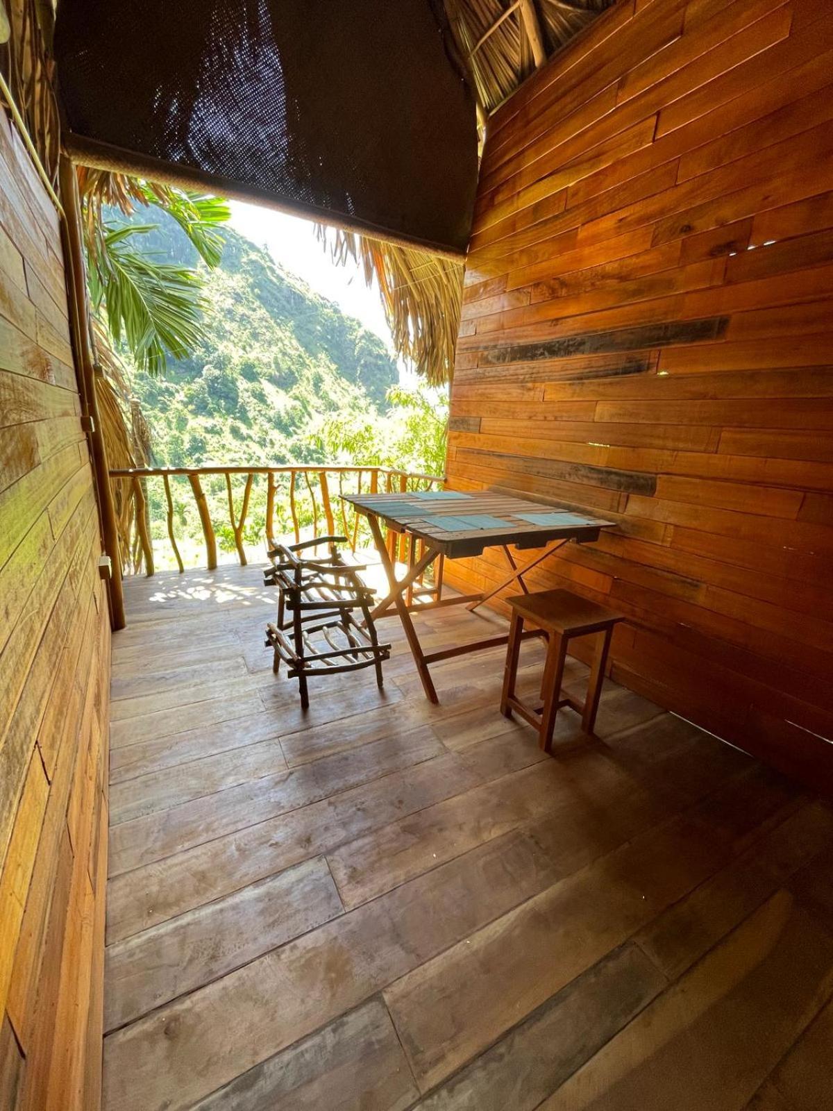 Wood Palace Ella Bagian luar foto
